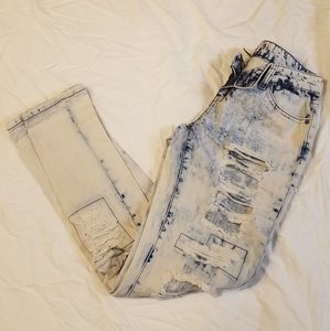 Acid Wash Ripped Skinny Jeans